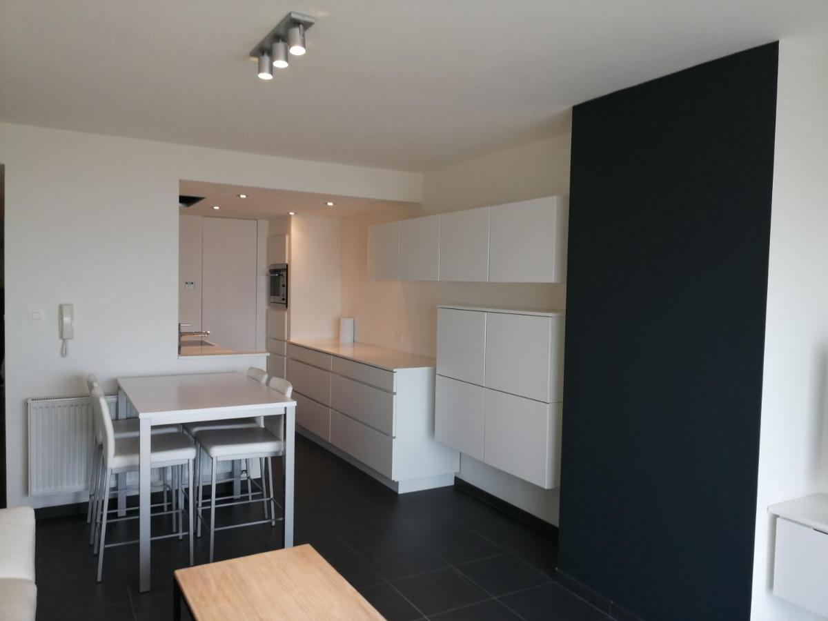 Апартаменты Marjolaine Zeezicht - Nieuwpoort-Bad Met Gratis Garagebox Экстерьер фото