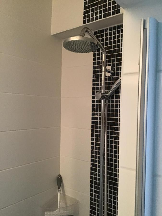 Апартаменты Marjolaine Zeezicht - Nieuwpoort-Bad Met Gratis Garagebox Экстерьер фото